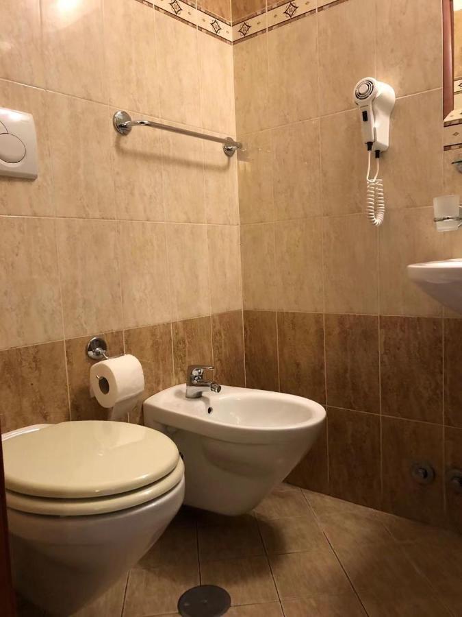 Cavour Suites Рим Экстерьер фото